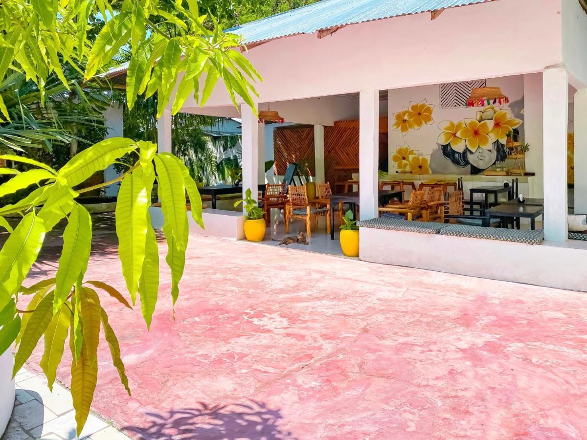 Papaya Guest House Nungwi Exterior foto